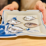 日本橋 蕎ノ字 - ◎駿河湾で獲れた銀子。銀色で変わった魚。