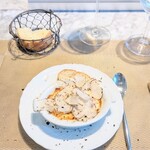 La Brianza - トリュフグラタンピエモンテ風サマートリュフ。まだまだ飽きていませんよ〜半熟の味わい濃い玉子にチーズソースいい感じだし、やっぱりトリュフの香りも歯ざわりもサクサク感もたまりませんね♪