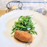 La Brianza - フランス産仔牛コトレッタ焦がしバターソース。フランス産仔牛珍しいですね〜 希少な機会ありがたい嬉しい(^^)/