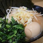 横浜家系ラーメン 蓮 - 野菜たっぷり♪レディース