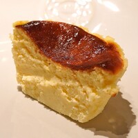 Varmen - バスクチーズ ケーキ