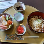 料理とお酒 まさ - タヌキうどん(冷)とおまかせ海鮮丼
