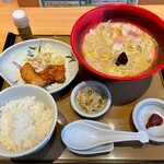 Yayoi Ken - コク旨ちゃんぽんと唐揚げの定食 890円