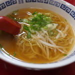 Chuugokuryouri Yuuen - ラーメンも小サイズだけど、なかなかのボリューム！！