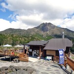 天空カフェ - 全景（奥は日光白根山）