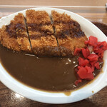 Tonraku - カツカレーにソースかけました