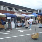 ベーカリー ブレッド ＆ グラス - 