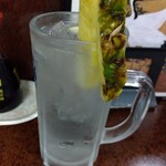 鶴亀 - チューハイ 300円(税込)(2022年6月9日撮影)