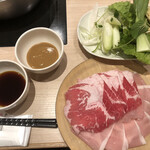 しゃぶしゃぶ 但馬屋 - 肉質は食べ放題ならでは