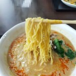 中華料理 桃菜 - 麺は全て共通みたいデス