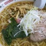 わたりや - 極シンプルなラーメンだかトッピングは充実