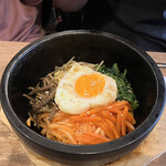 韓国家庭料理 孫家 - 石焼ビビンバ