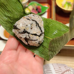 一乗院 - プチプチとした食感。足りない方には白い御飯も用意できますよ♡