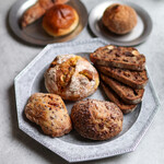 ブレッドイットビー - 