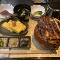 炭焼きうなぎ・かしわ 登河 - 