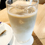 WHITE GLASS COFFEE - 