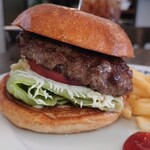 BURGER ELEVEN - 