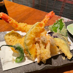 炭屋 清左衛門 - 大海老と野菜の天ぷら