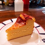 LANBRoA - ⚫バスクチーズケーキ