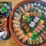 銀のさら - 料理写真:雅４人前・エビづくし・カッパ巻き