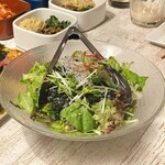 熟成和牛焼肉エイジング・ビーフ TOKYO - ▪️ 韓国のりたっぷりチョレギサラダ（4人前）