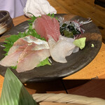 だいだいや - 刺し盛り　鮪、縞鯵、鮃かな