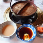 Hitachi Gyuu Kikusui - 上しゃぶしゃぶ 鍋とタレ