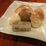 ピジョン - パンはお代わりＯＫ、ここから選べます