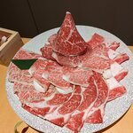shabukikurogewagyuushabushabusukiyakisemmonten - 三大和牛の松坂牛、神戸牛、近江牛