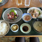 Fenikkusukantorikuraburesutoran - 鰹定食