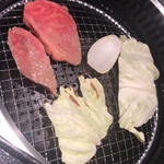 Yakiniku No Gyuu Ta Honjin - 