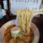 餃子と麺 いせのじょう - しょうゆ チャーシューメン②