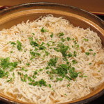 帰燕 - お食事は釜揚げシラスの炊き込みご飯。