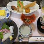 民宿 大島 - 料理写真:夕食膳の一部