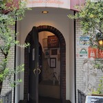 エリオ・ロカンダ・イタリアーナ - 入口