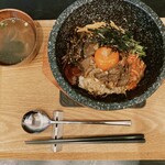 石焼きビビンバ(汁物付き)
