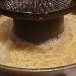 Hitsuji No Roddi - ラムしゃぶの〆玉子麺