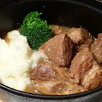 KITCHEN TSUNAGU - 菜の花旨しポークの黒胡椒煮込み