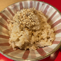 賛否両論 名古屋 - おまかせコース（税込 4,500円）評価＝◎：御飯『新ショウガと鶏そぼろのご飯』