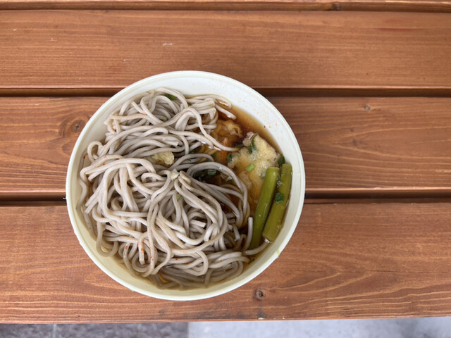 花輪食品店 自販機コーナー - 美瑛（そば）の写真
