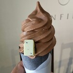 UNFINI - 能登の塩チョコレートソフトクリーム