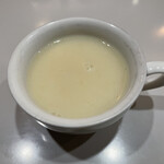 レストラン三幸 - 料理写真:コーンスープ