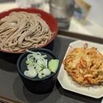 名代 富士そば - カッチカチに硬めの蕎麦が江戸っ子感♪+天ぷら☆