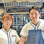 Homemade Ramen 麦苗 - ２周年のお二人