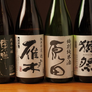 A variety of Yamaguchi's local sake and famous sake from various countries♪Enjoy it with Yamaguchi's Local Cuisine.