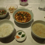 四川豆花飯荘 - 四川ランチセット　麻婆豆腐