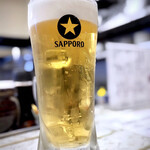 大阪王 - サッポロ 黒ラベル樽生 