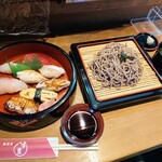 Sushitoyo - 令和4年6月 ランチタイム
                        にぎりランチ＋ざる蕎麦 980円