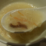 四川豆花飯荘 - スープ；アップ