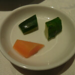 四川豆花飯荘 - 漬物